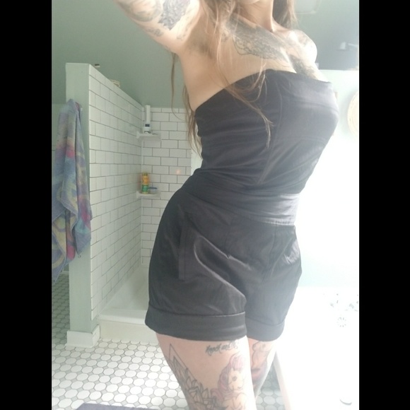 Romper - Picture 3 of 7